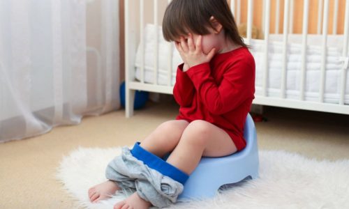 Диагностика цистита у детей 2-летнего возраста вызывает некоторые сложности, т. к. младенец не может описать свое состояние