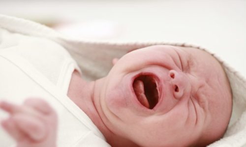 Частый плач у малышей до 1 года характеризует признаки острого цистита