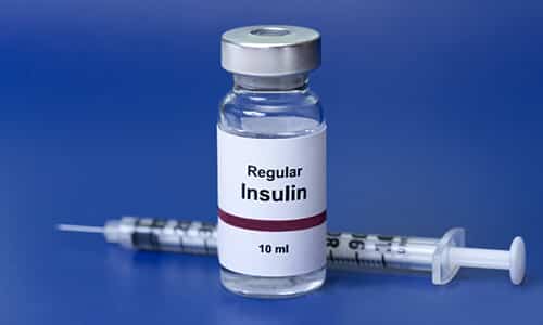 Чтобы избежать гипогликемии, рекомендуется уменьшить количество инсулина