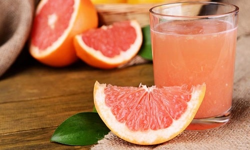 Во время лечения необходимо исключить употребление грейпфрутового сока