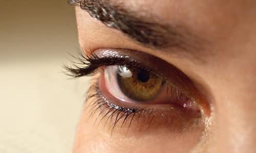 Препарат Эмоксипин оберегает сетчатку глаза от влияния внешних раздражителей