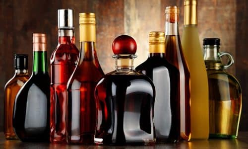Употребление спиртных напитков не рекомендуется людям с артериальной гипертензией