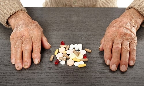 Прием препарата пациентами пожилого возраста не требует корректировки дозы